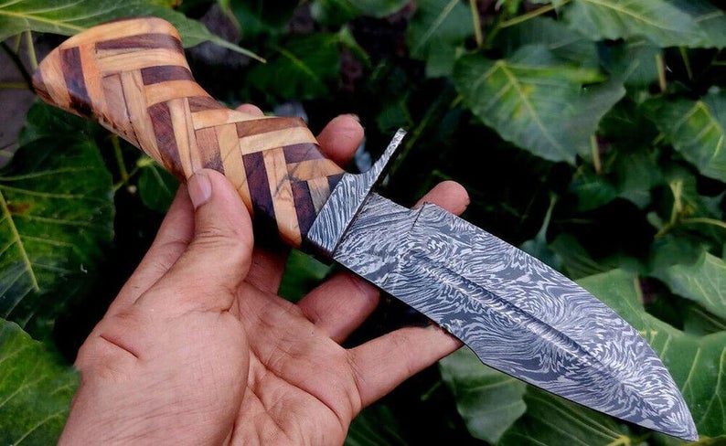 The Wilderness Elegance: 10-Inch Hunting Knife with Damascus Steel Bla –  KBS Knives Store