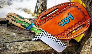 Custom Engraved Cowboy Belt Knives: Add a Personal Touch to Your Gear