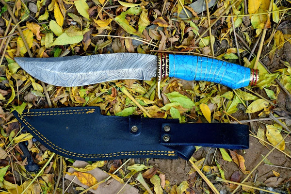 Turquoise Knives, Damascus Steel Blades