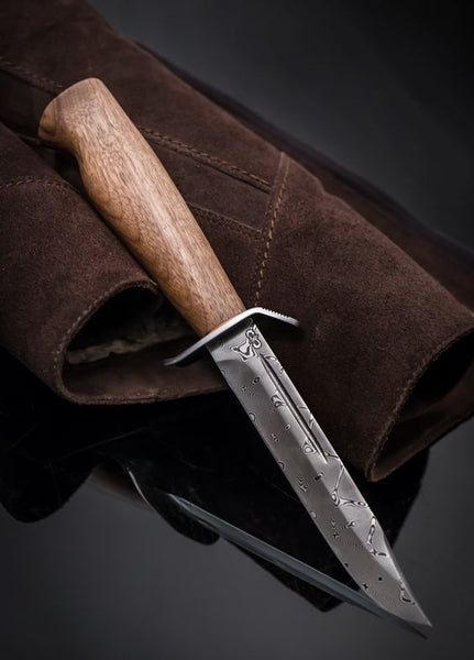 The Wilderness Elegance: 10-Inch Hunting Knife with Damascus Steel Bla –  KBS Knives Store
