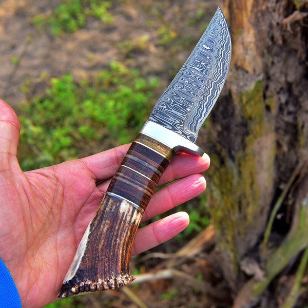 Custom Handmade Damascus Steel Hunting Knife with Rosewood, Stag