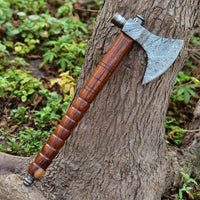 Sharp Edge of the Tomahawk with Forged Damascus Steel Blade