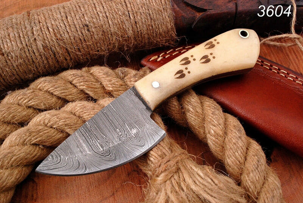 Generic RYOBA Damascus Skinning Knife with Hook